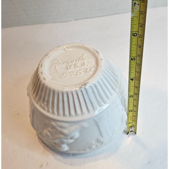 Roseville Donatello Jardiniere Planter Ivory Rare 575-4 Cherubs Trees  2 avail - Picture 7 of 8